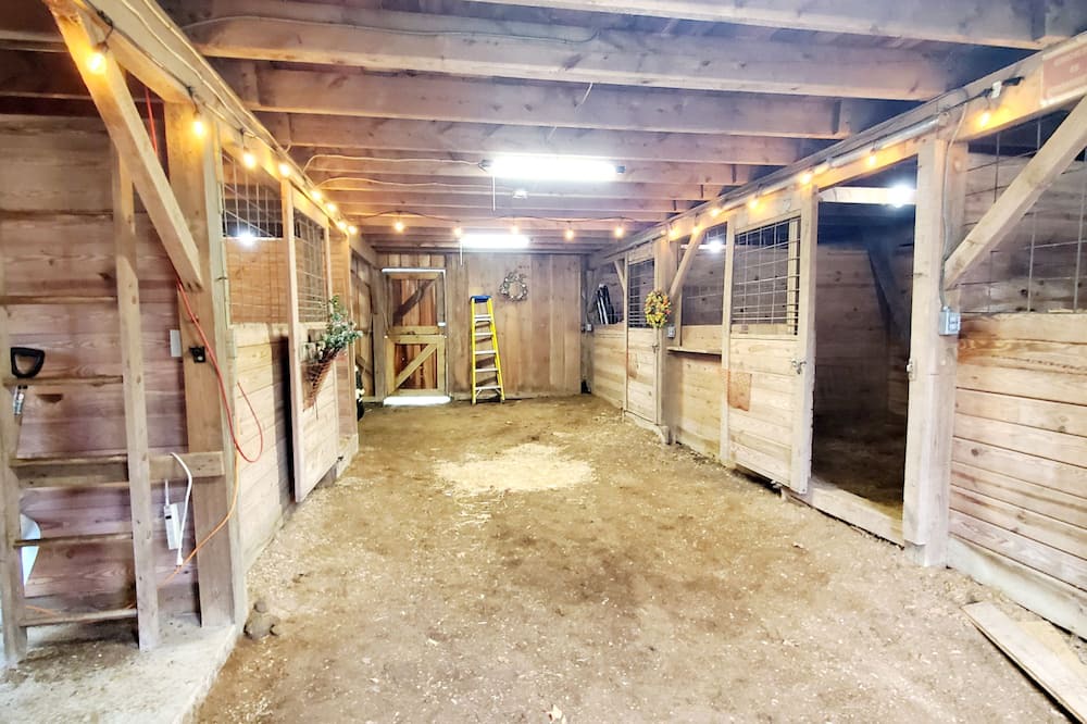 Photo of Bedroom in Hebron