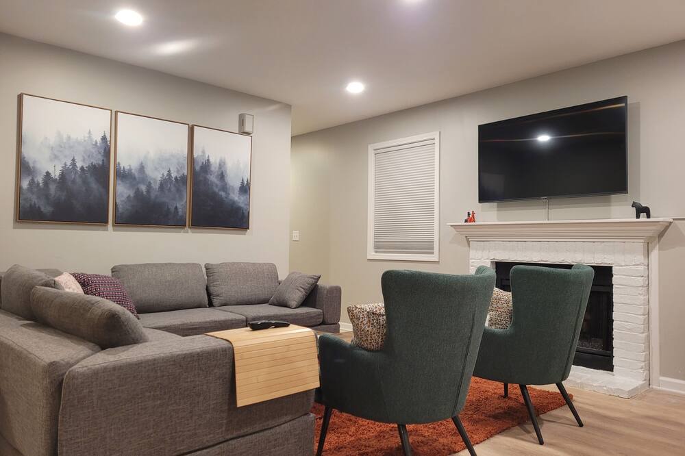 Photo of Livingroom in Naperville