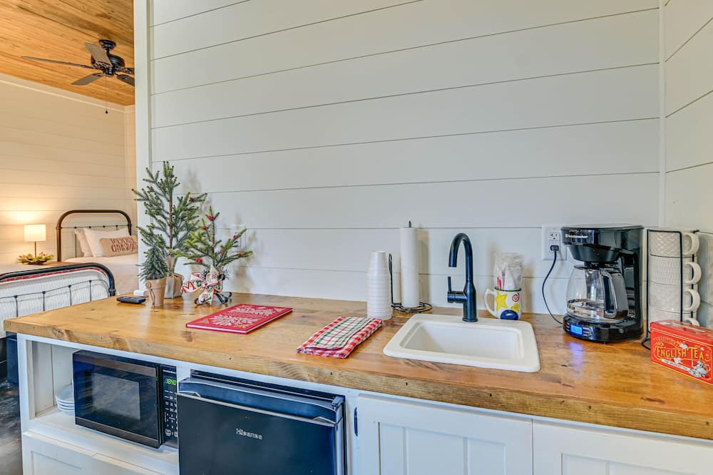 Photo of Kitchen in French Camp