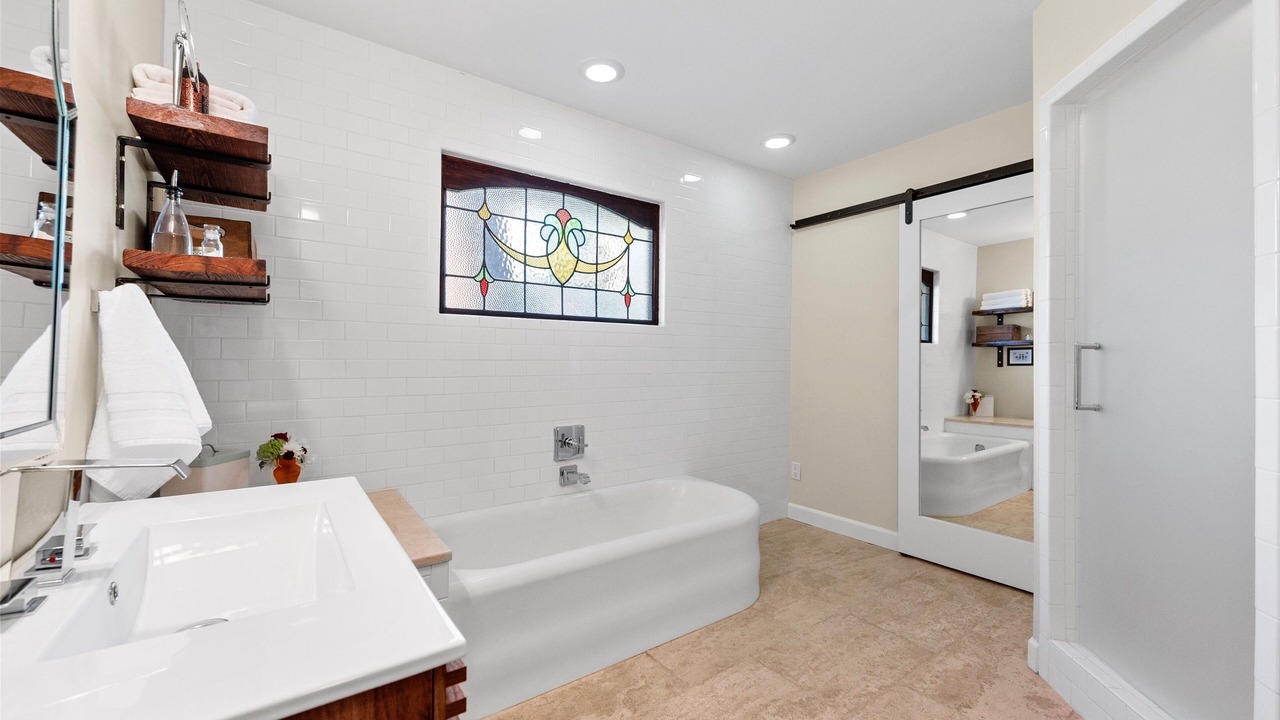Photo of Bathroom in West Oak Hill