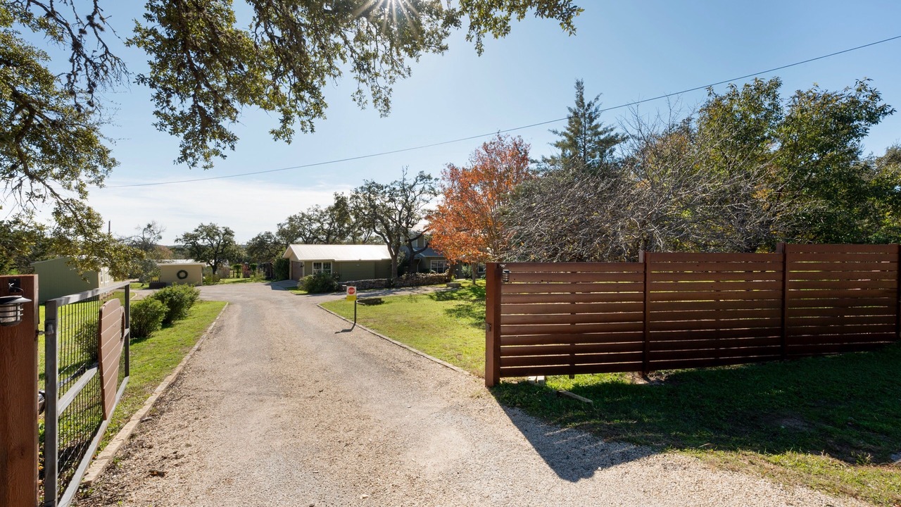 Photo of Outdoor in West Oak Hill