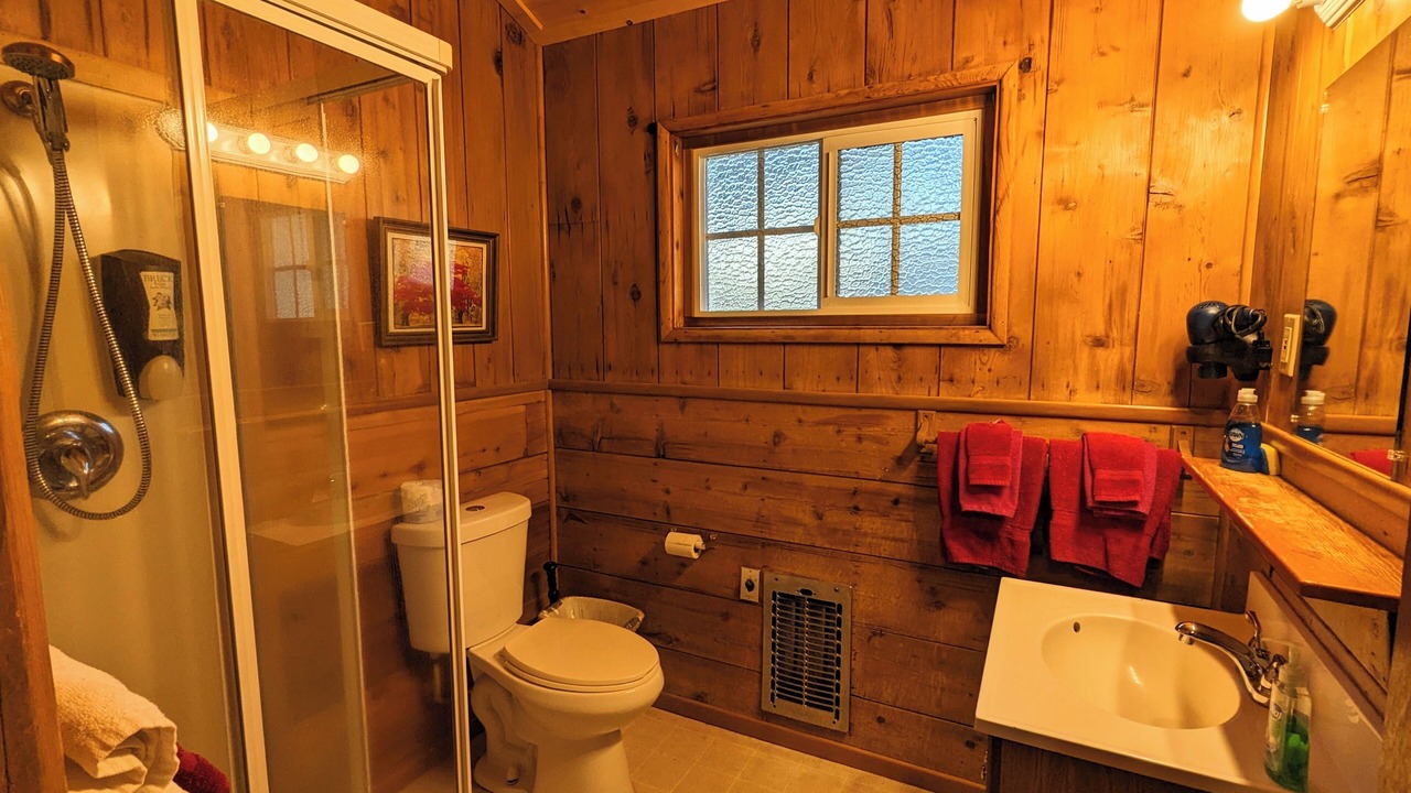 Photo of Bathroom in Idyllwild