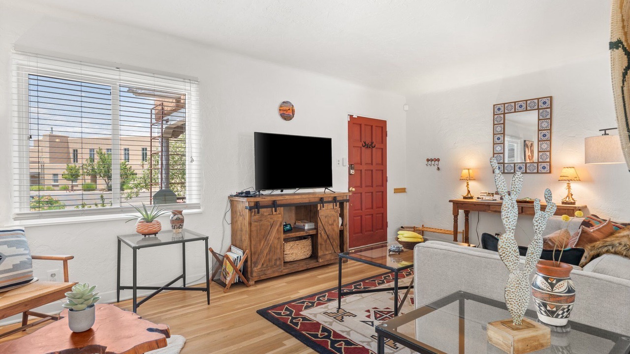 Photo of Livingroom in Nob Hill