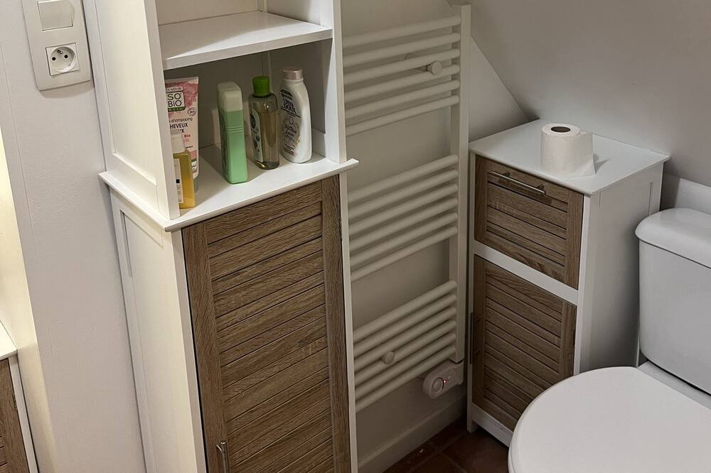 Photo of Bathroom in Beauvilliers