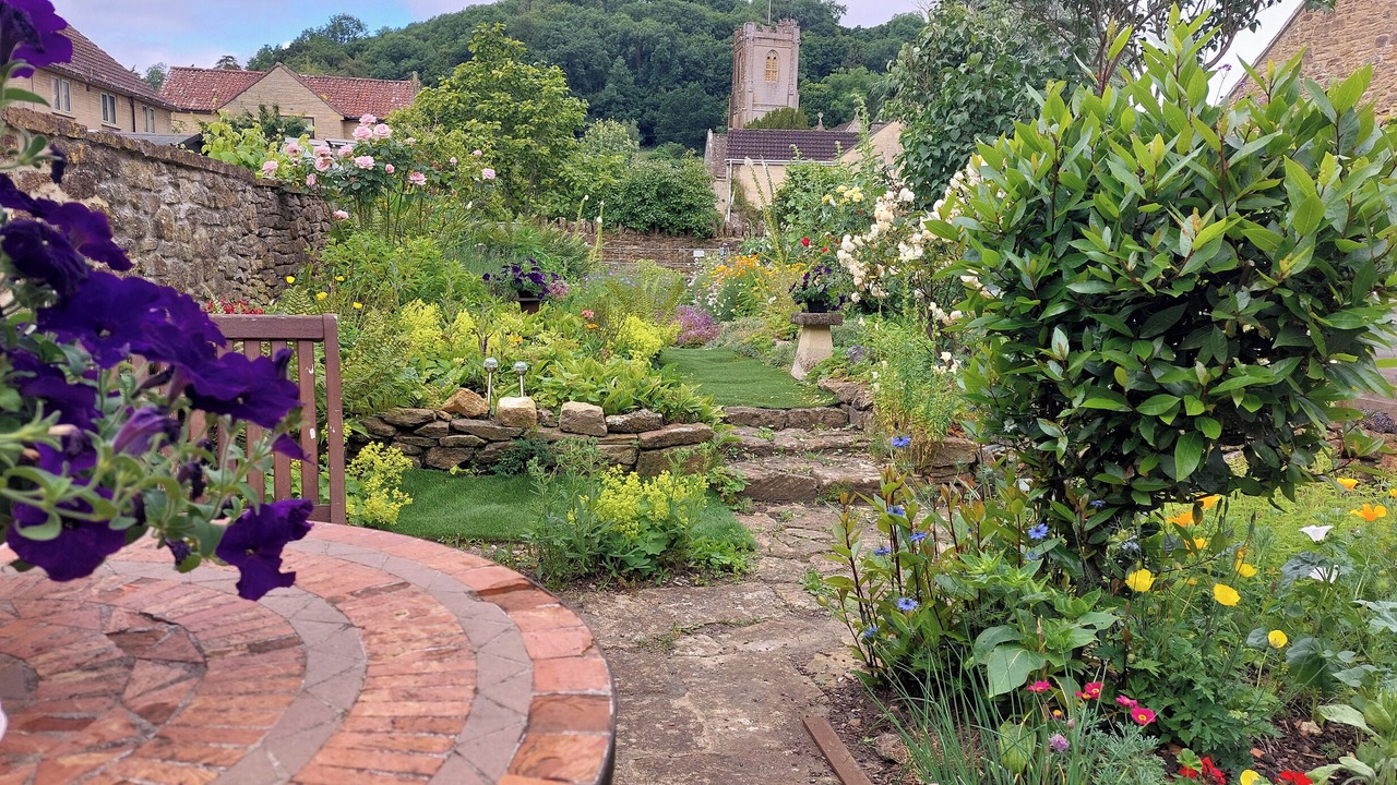 Photo of Others in Montacute