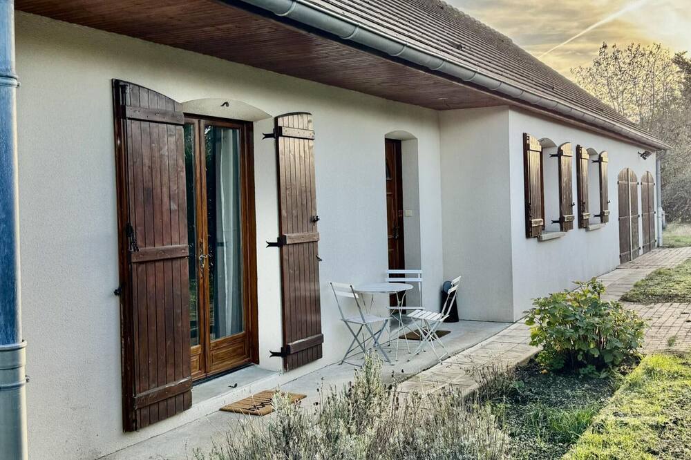 Photo of Outdoor in Avermes