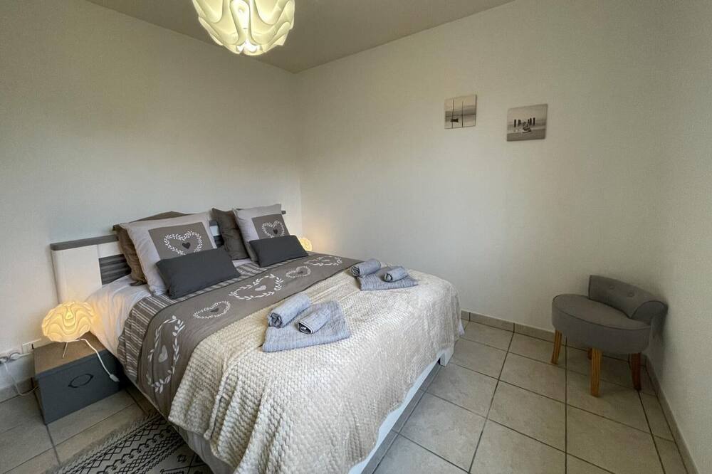 Photo of Bedroom in Avermes