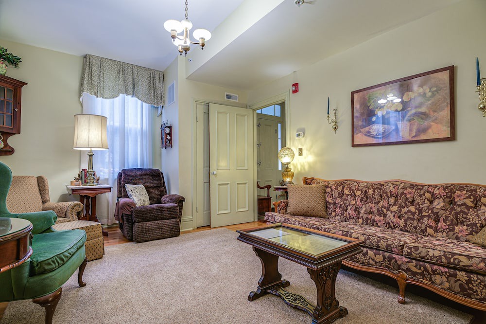 Photo of Livingroom in Middletown