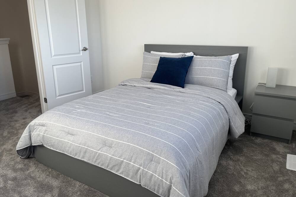 Photo of Bedroom in Glen Huron