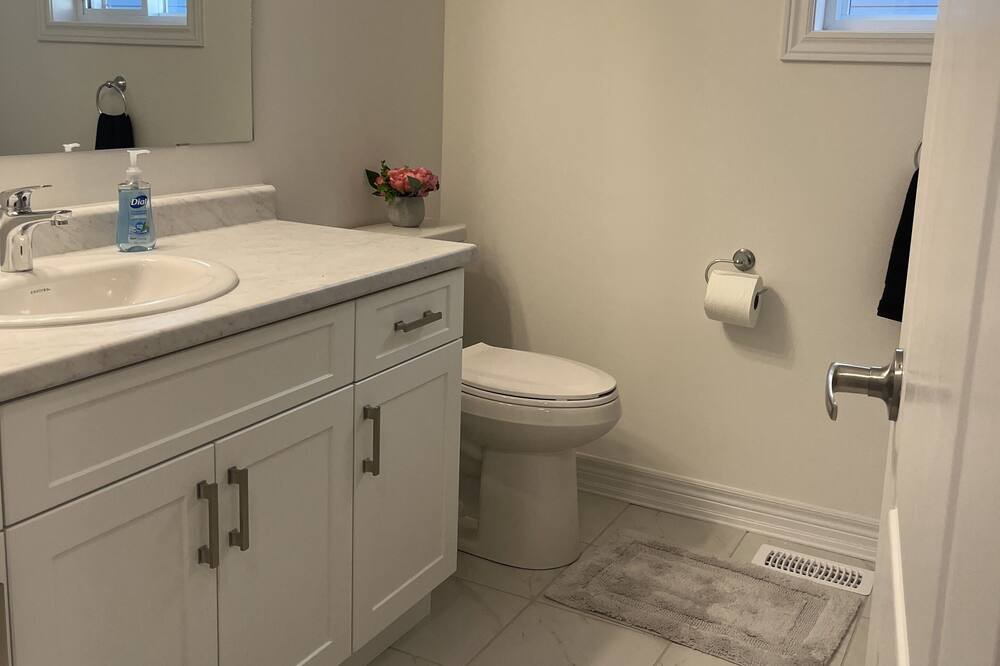Photo of Bathroom in Glen Huron
