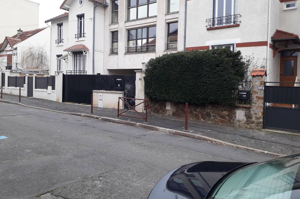 Photo of Others in Bagneux