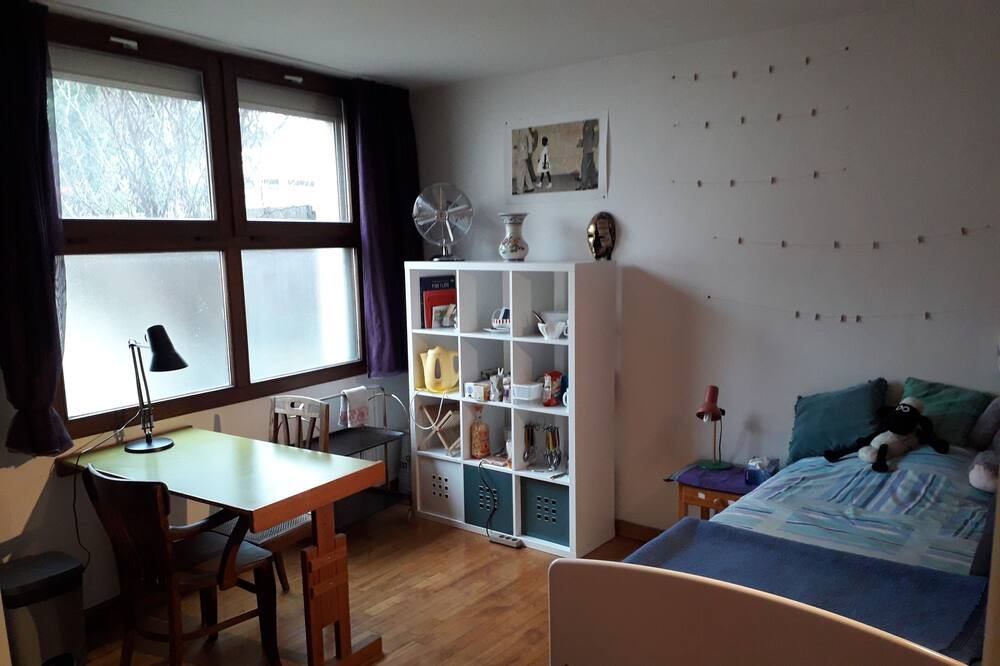 Photo of Bedroom in Bagneux