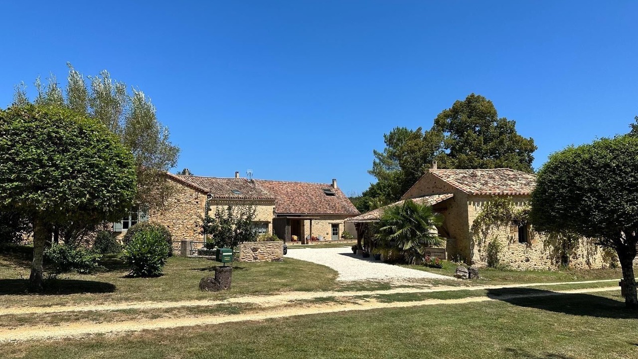 Photo of Outdoor in Biron