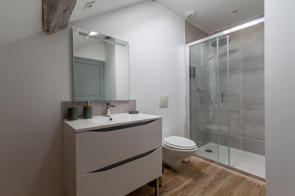 Photo of Bathroom in Beaugrenier