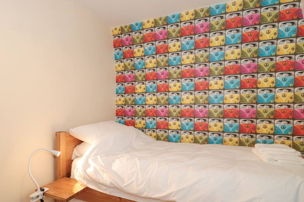 Photo of Bedroom in Portishead