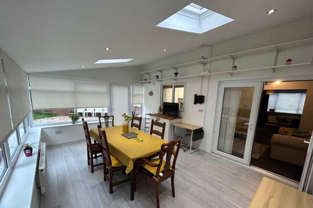 Photo of Others in Wistaston