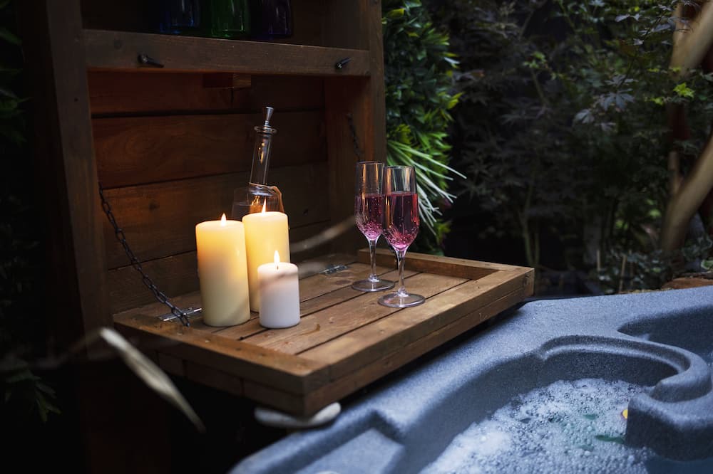 Photo of Others in Layer de la Haye