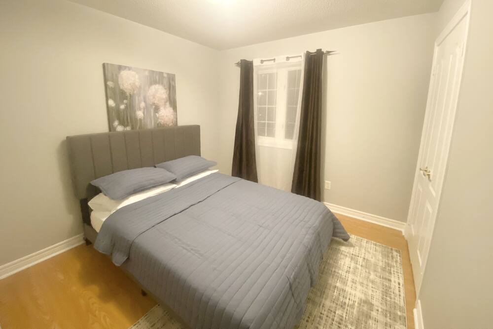 Photo of Bedroom in Mount Pleasant