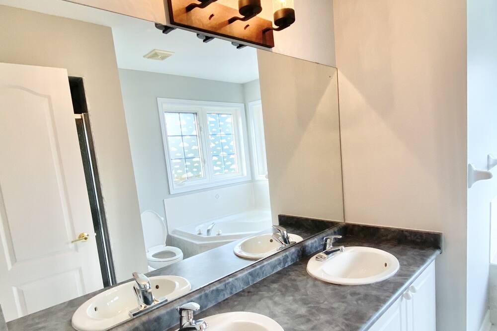 Photo of Bathroom in Mount Pleasant