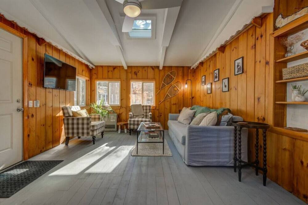 Photo of Others in Conway