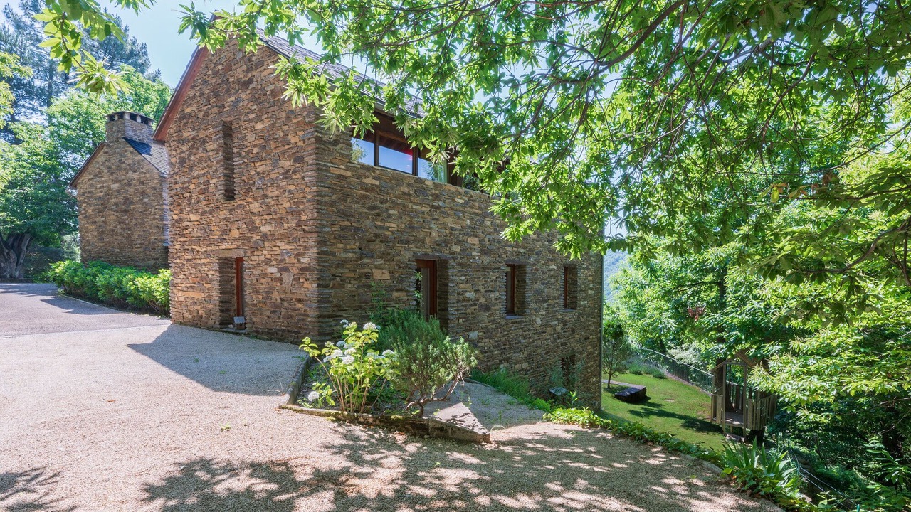 Photo of Outdoor in Saint-Hilaire-de-Lavit