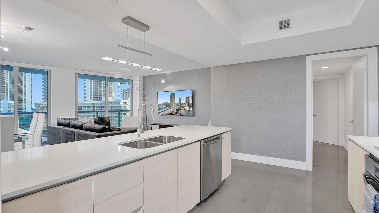 Photo of Kitchen in Hallandale Beach
