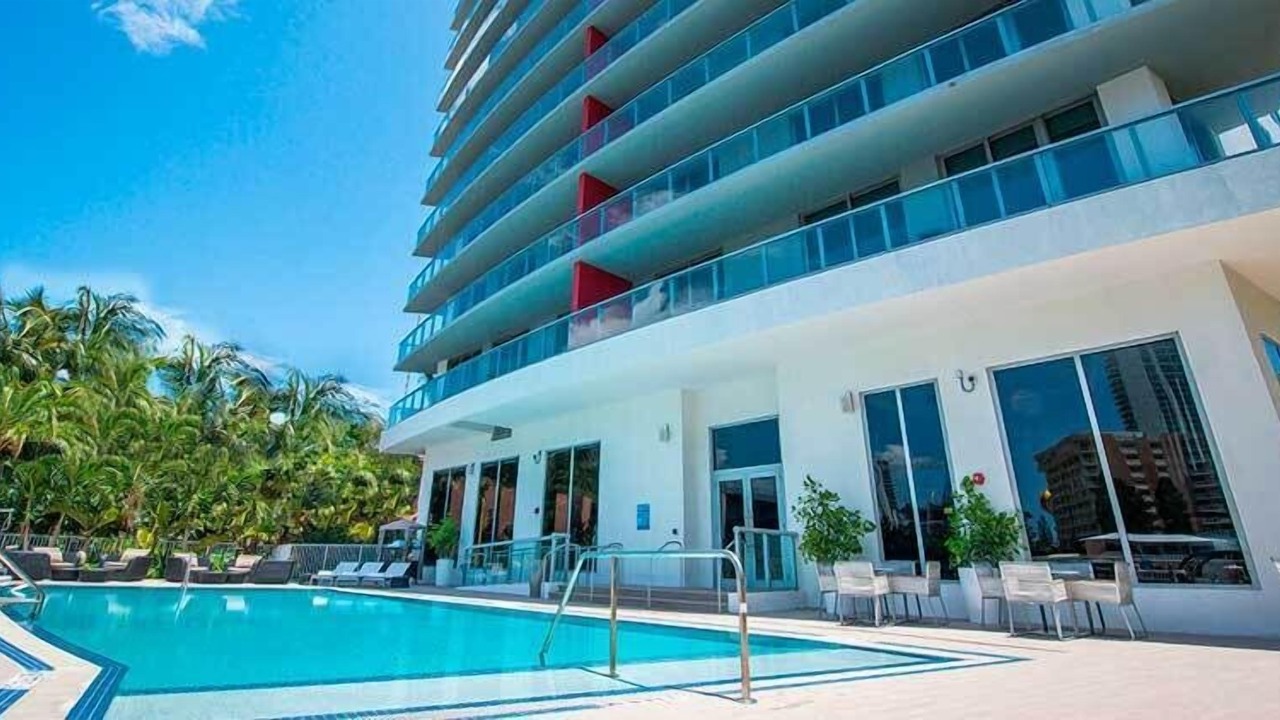 Photo of Outdoor in Hallandale Beach