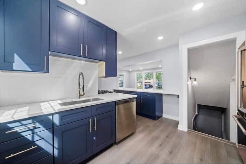 Photo of Kitchen in Oak Lawn