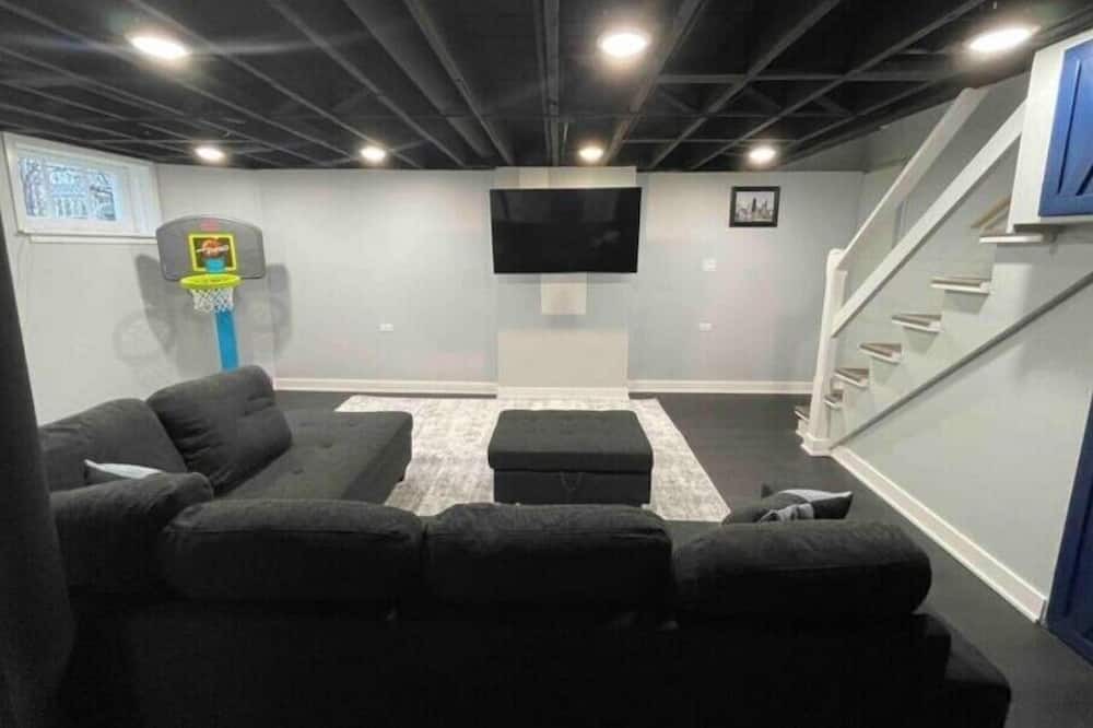 Photo of Livingroom in Oak Lawn