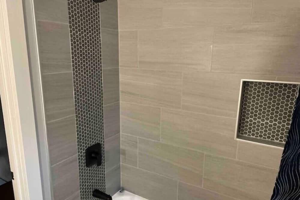 Photo of Bathroom in Oak Lawn