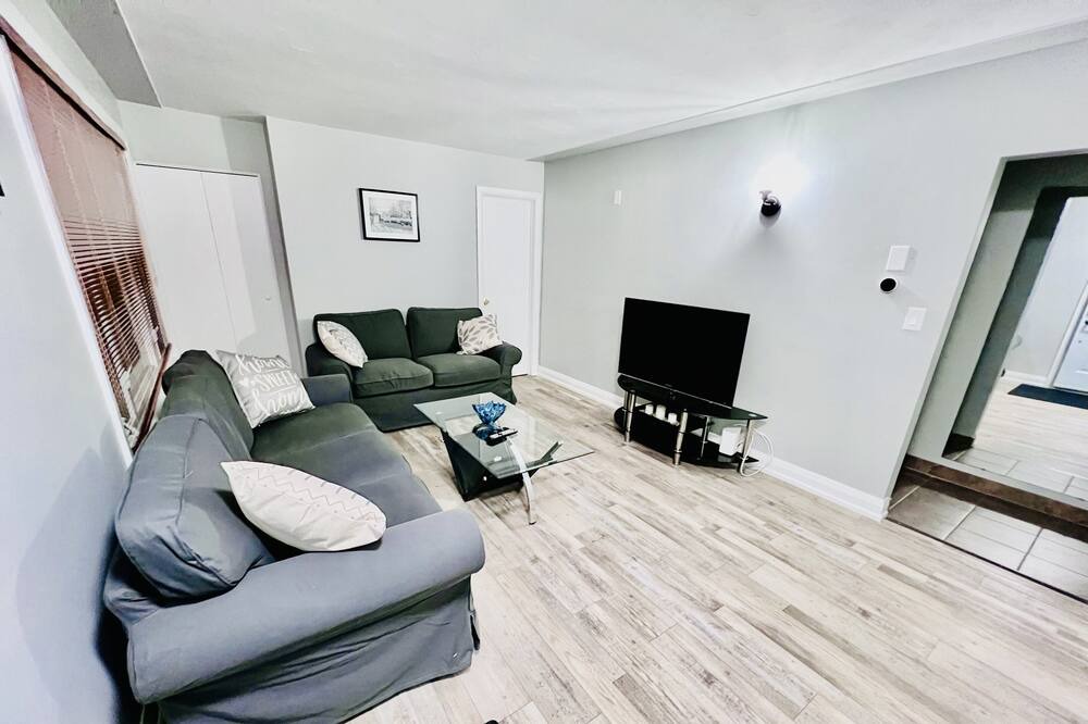Photo of Livingroom in Rosemount