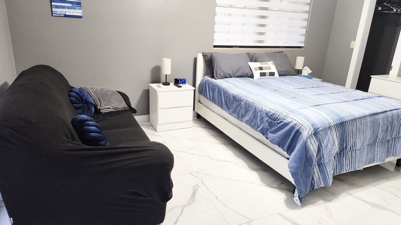 Photo of Bedroom in Davie