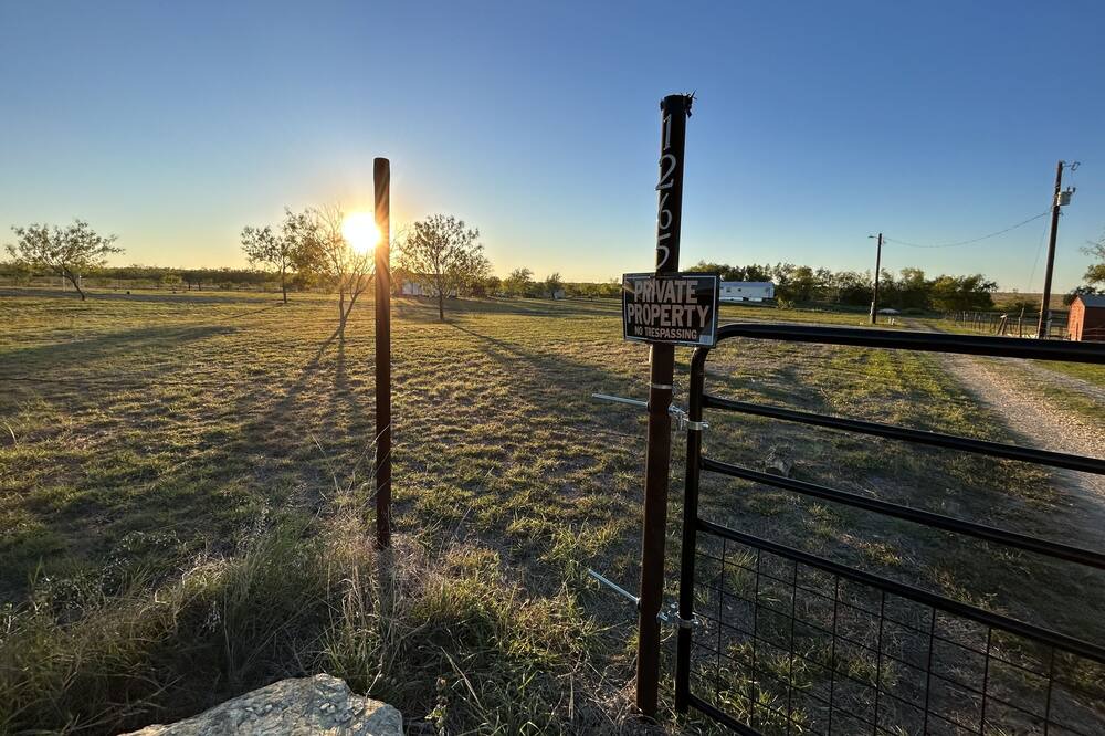 Photo of Outdoor in Lockhart