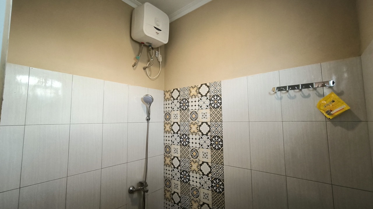 Photo of Bathroom in Mungkid