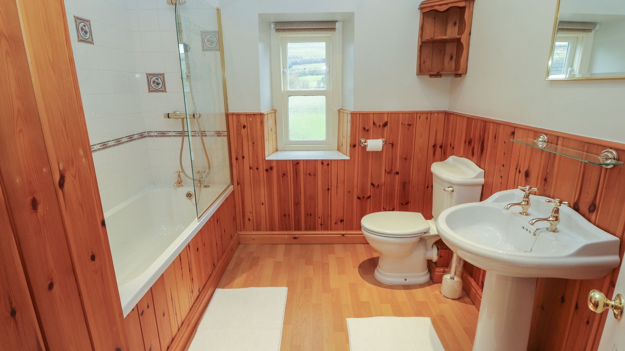 Photo of Others in Gayle