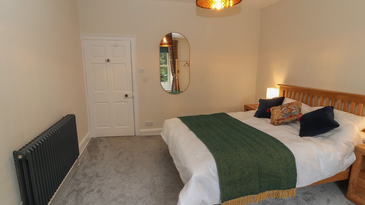 Photo of Others in Gayle