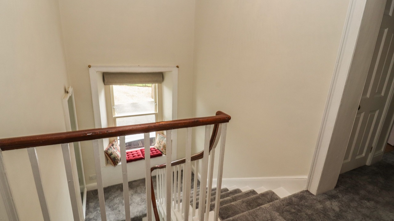 Photo of Others in Gayle