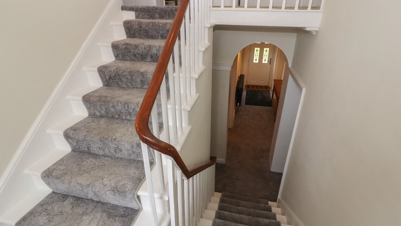 Photo of Others in Gayle