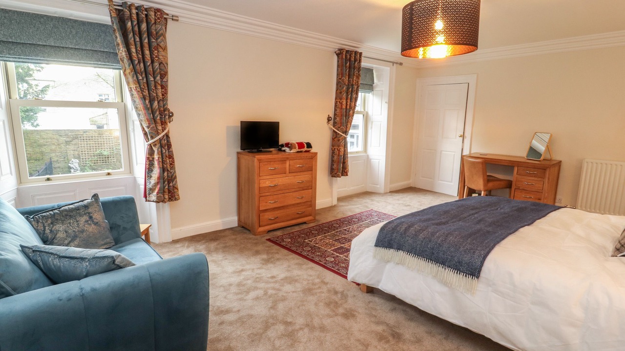 Photo of Others in Gayle