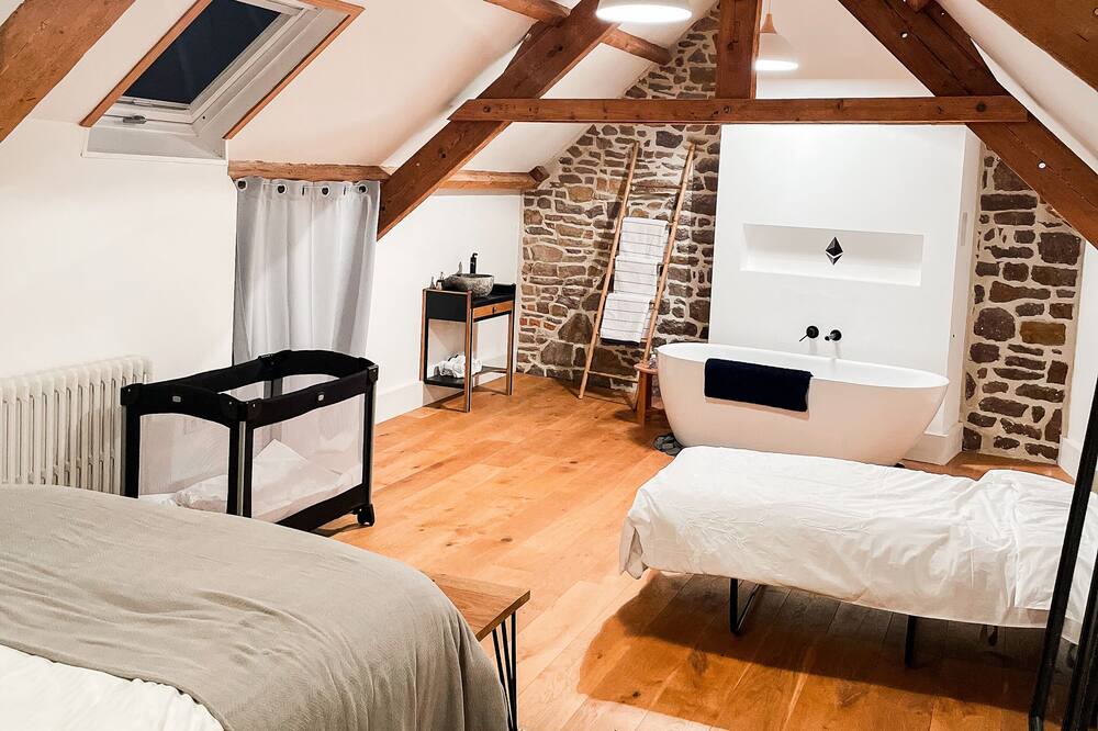 Photo of Bedroom in Gavray