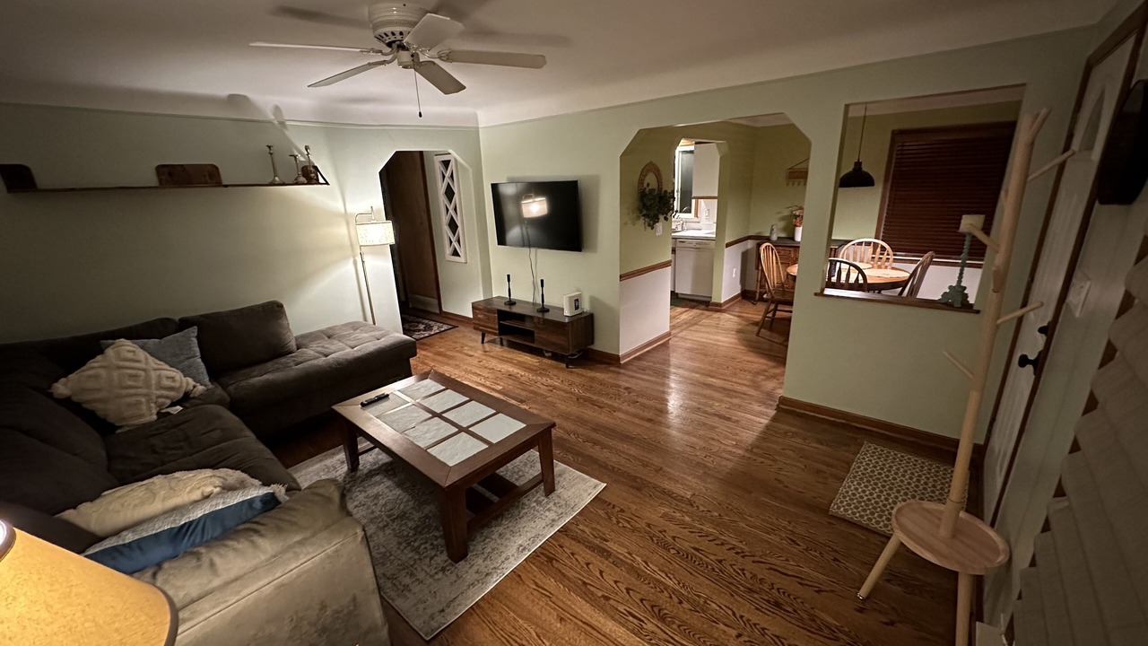 Photo of Livingroom in Allen Park