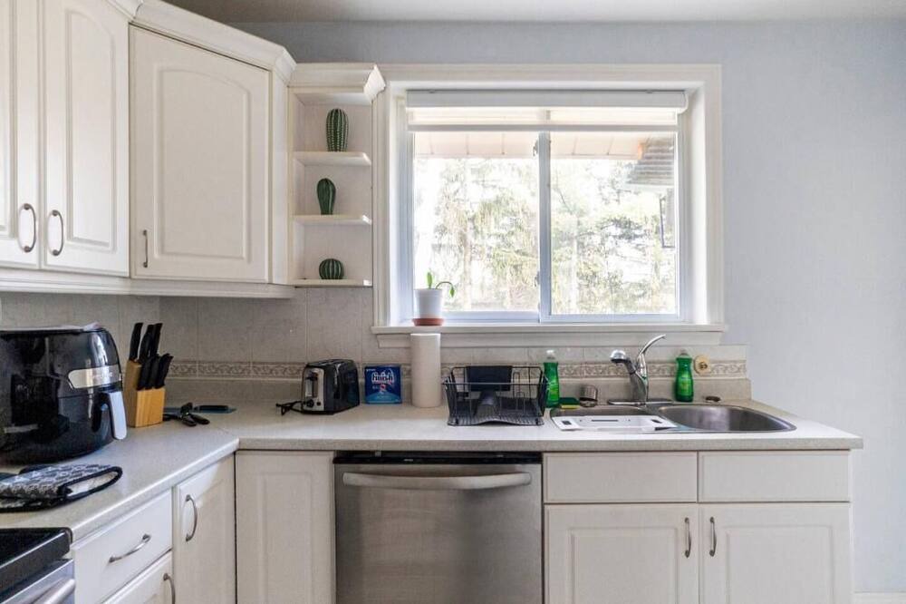 Photo of Kitchen in Newtonbrook