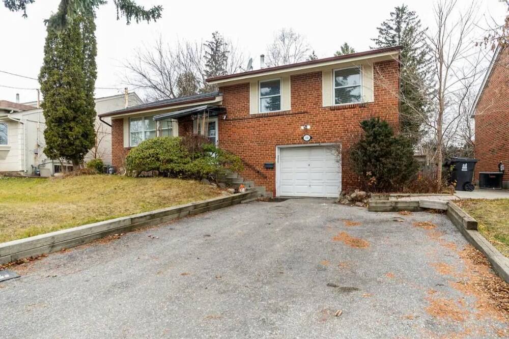 Photo of Outdoor in Newtonbrook