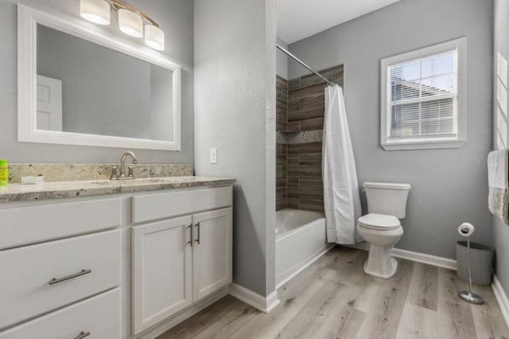 Photo of Bathroom in Pine Bluff