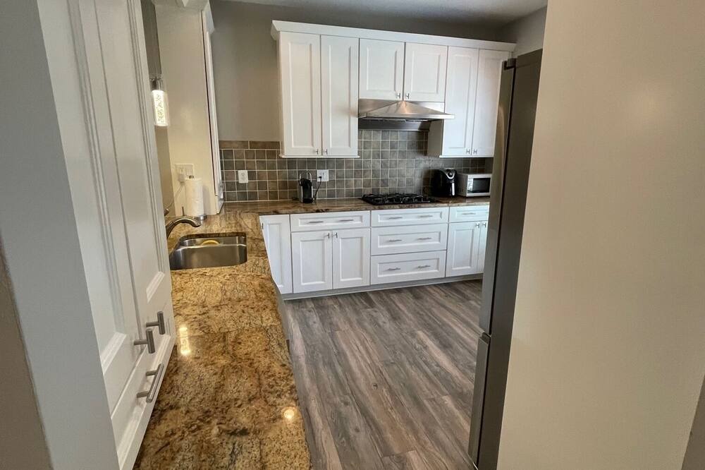 Photo of Kitchen in Baileys Crossroads