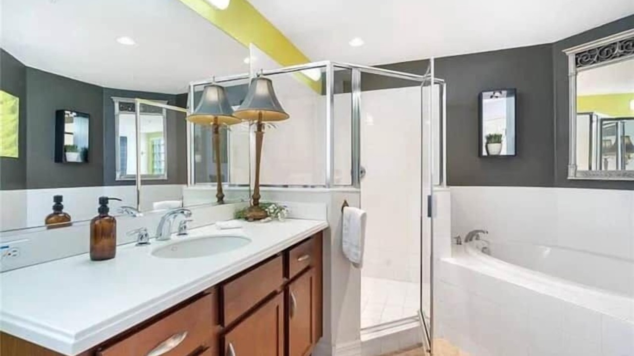 Photo of Bathroom in Ruskin