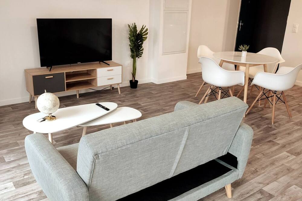 Photo of Livingroom in Bondy