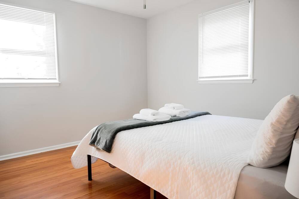 Photo of Bedroom in Milford Mill