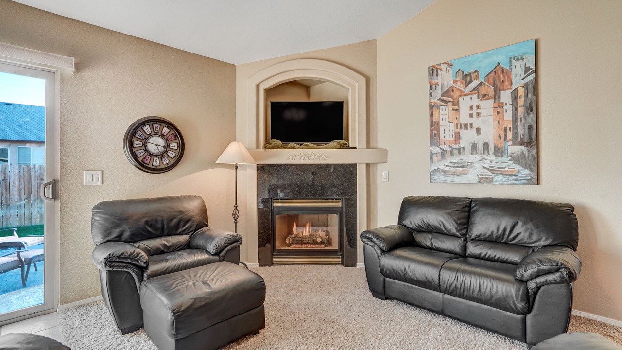 Photo of Livingroom in Cheyenne Meadows
