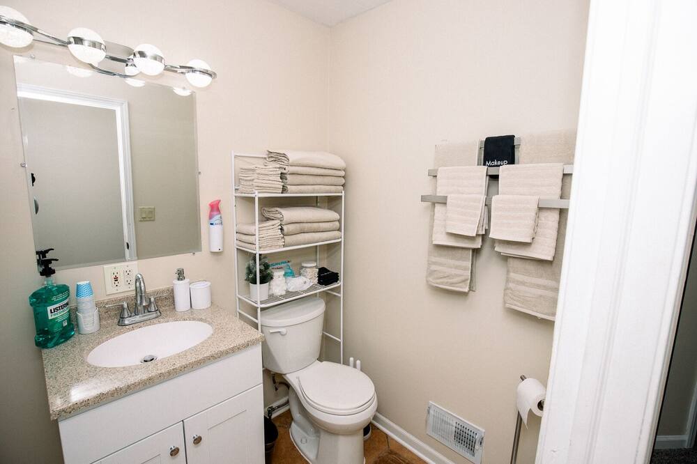 Photo of Bathroom in Garfield Heights